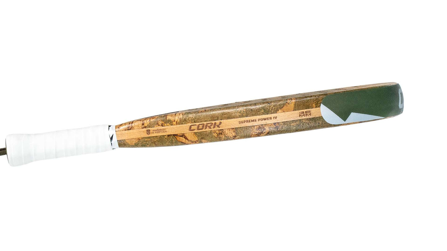 Edge of expert Cork padel racket that shows thickness